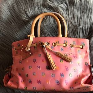 Dooney & Bourke